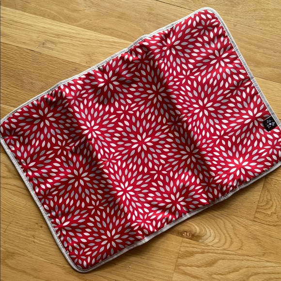 Ju-Ju-Be Floral Legacy Royal Duchess Baby Bag with Changing Pad size Large - Picture 15 of 16